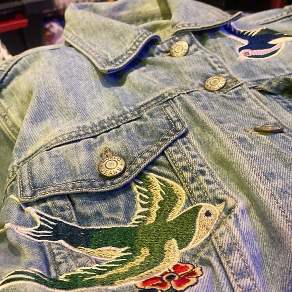 Mo & Co denim jacket with rockabilly patch theme, birds stars dice/ bird & love - Picture 7 of 7
